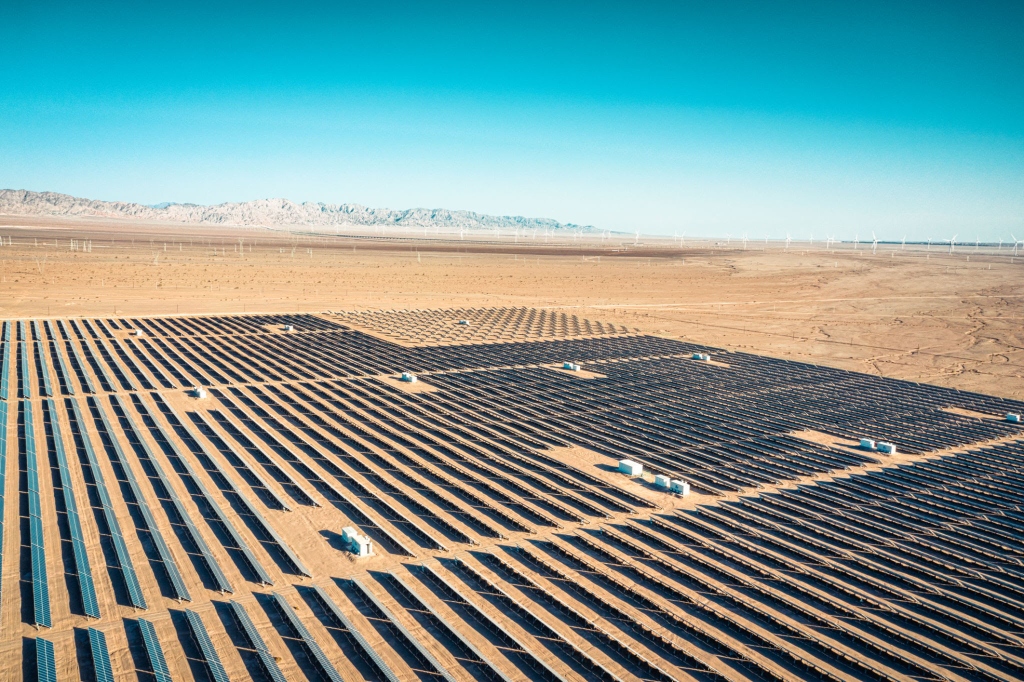 Large-scale ground-mounted solar farm in desert